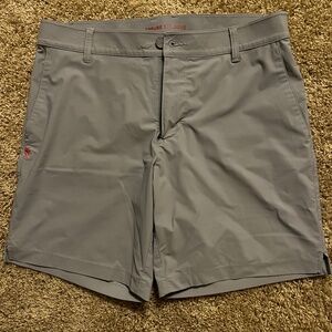 Rhone Resort shorts. Beige. Waist 30. Inseam 7.5.